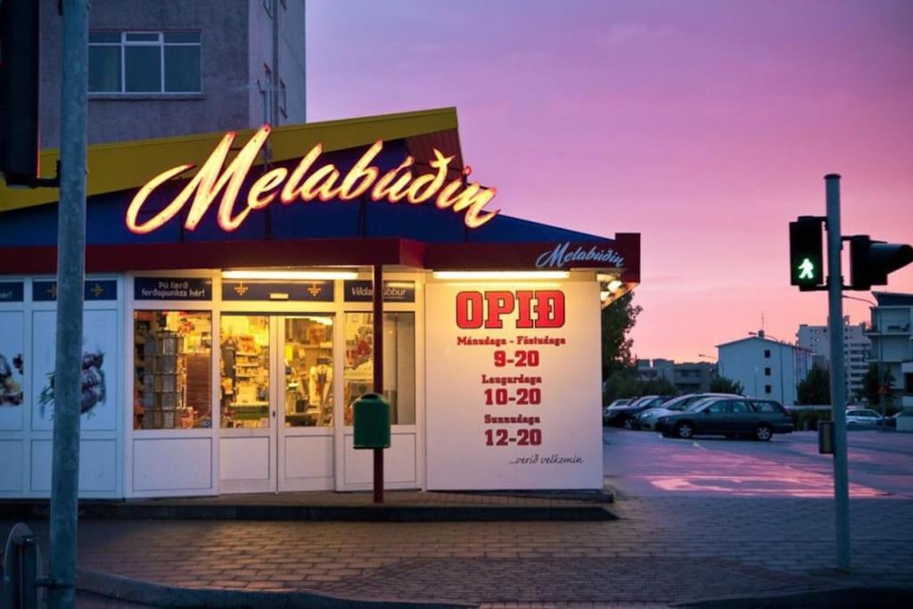 Center * Reykjavik